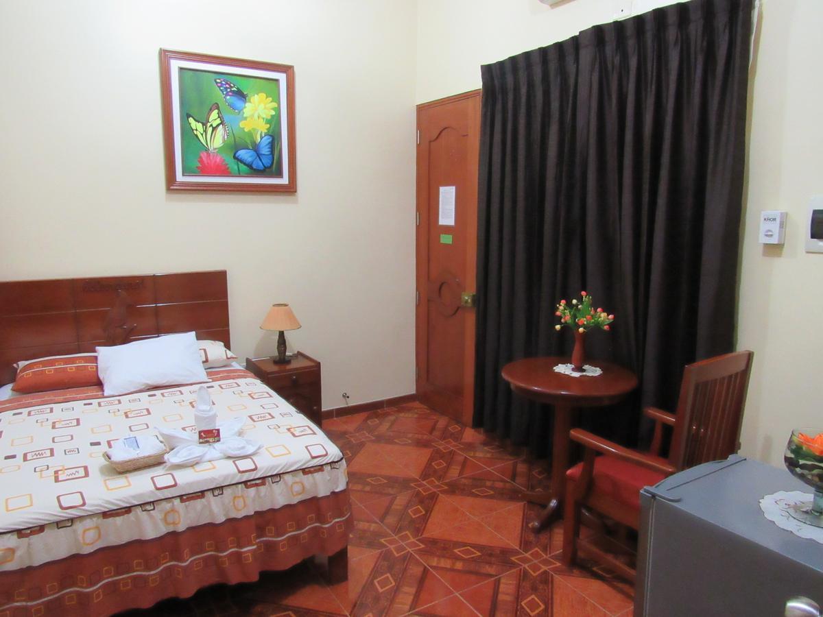 Alojamiento El Cardenal Iquitos Exterior photo